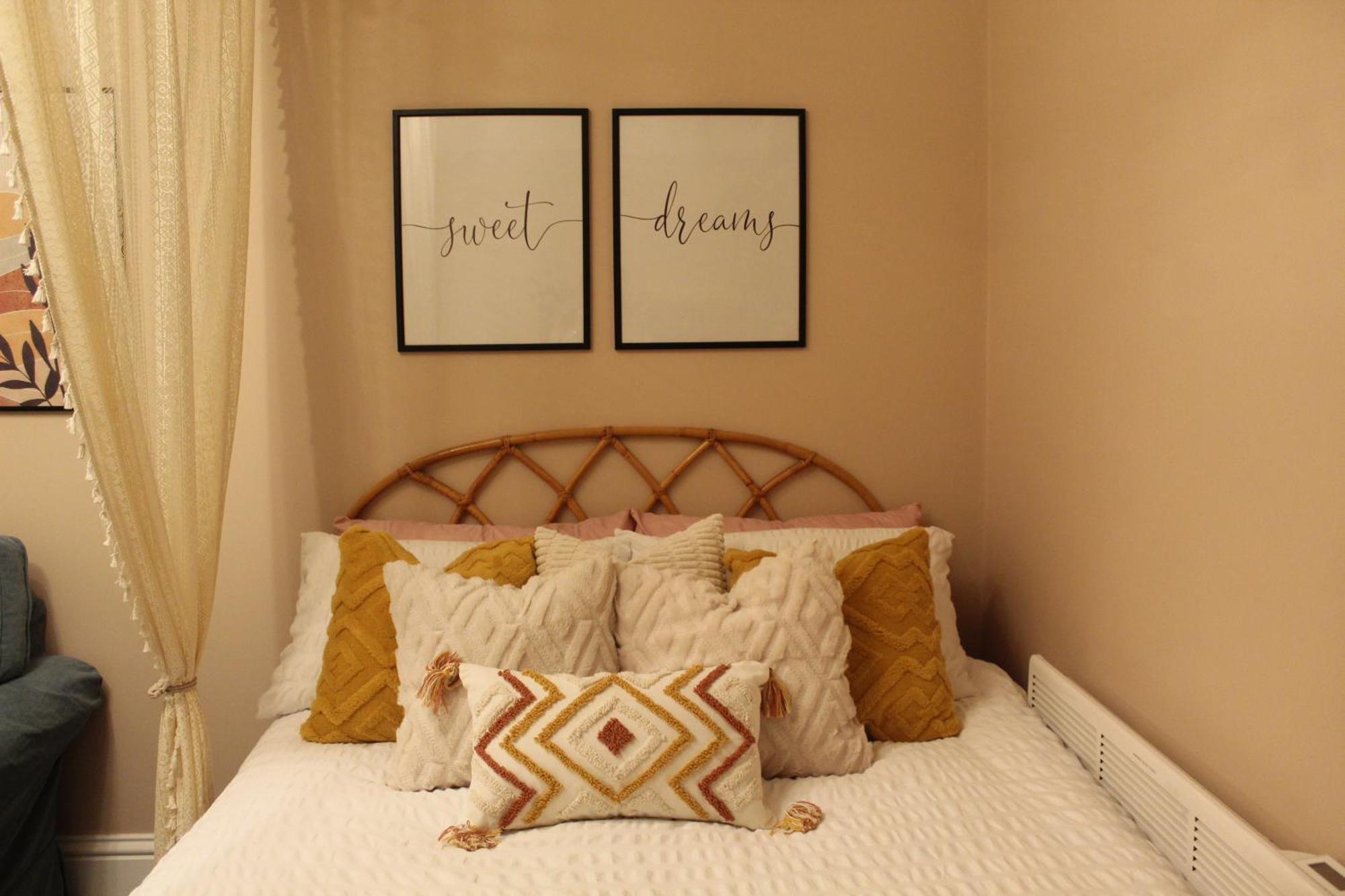 Peacehaven Retreat - 4 Minutes From The Beach! Pet Friendly! ويموث المظهر الخارجي الصورة