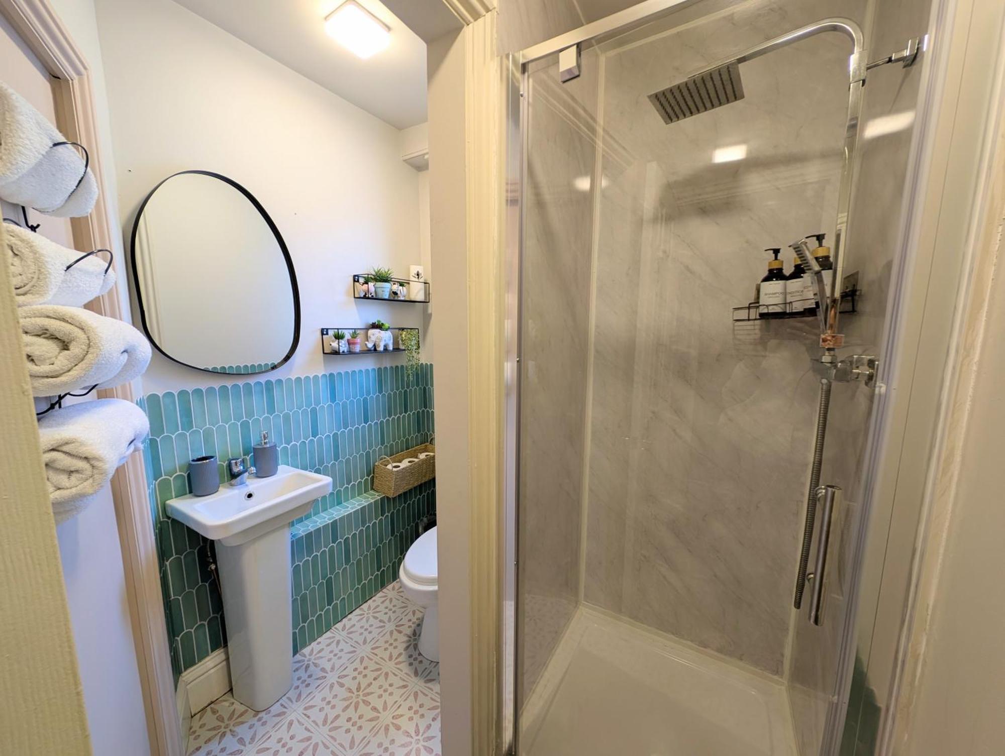 Peacehaven Retreat - 4 Minutes From The Beach! Pet Friendly! ويموث المظهر الخارجي الصورة